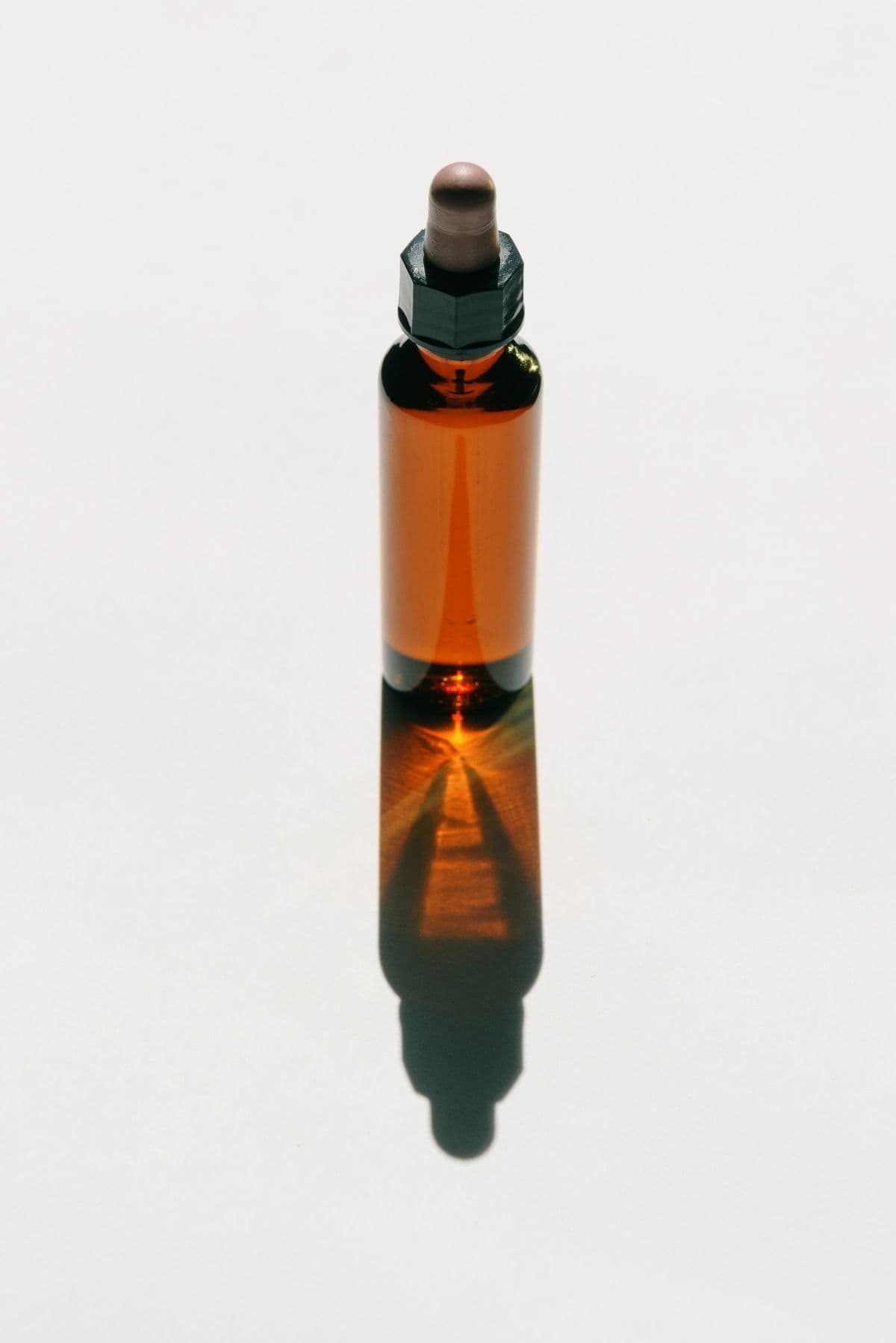 Glass Oil 01 amber glass dropper bottle
